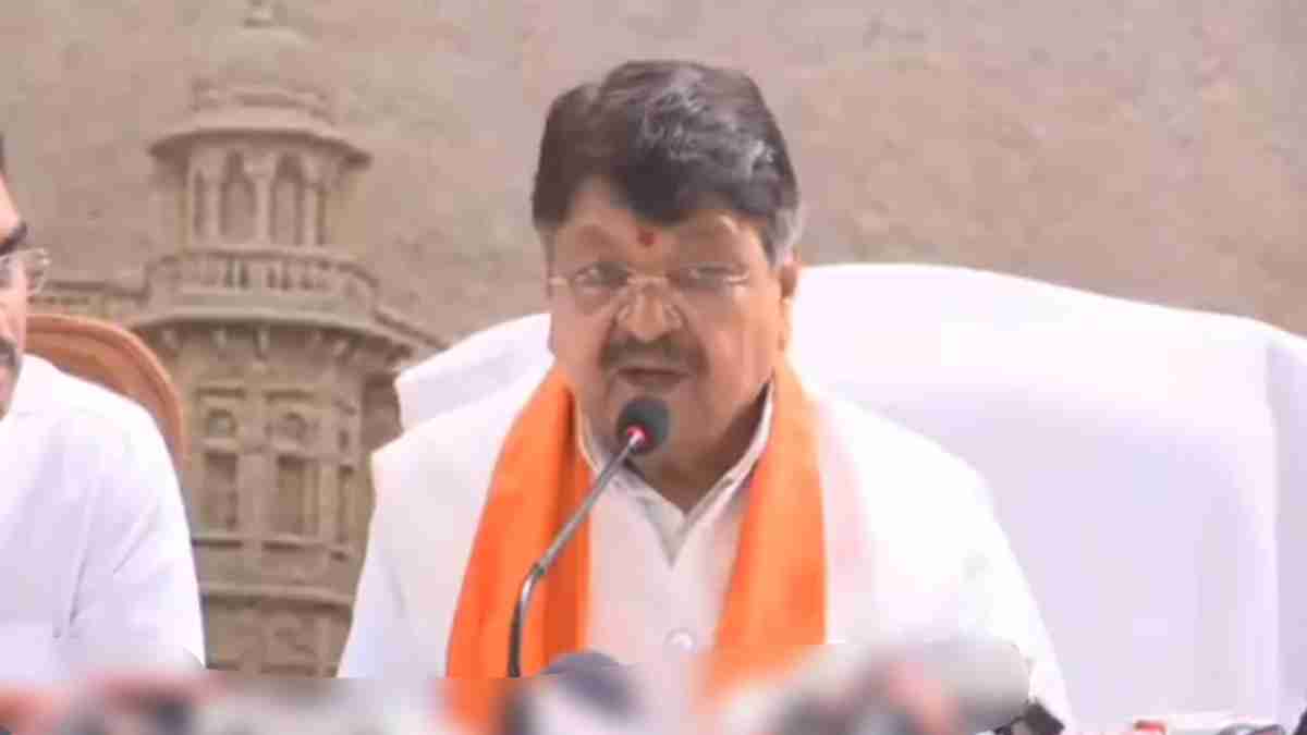 ‘सोनिया गांधी के कहने पर रची मालेगांव ब्लास्ट की साजिश’, MP के मंत्री का गंभीर आरोप, कहा- कानूनी जानकारों की मदद से कांग्रेस के खिलाफ उठाएंगे बड़ा कदम
