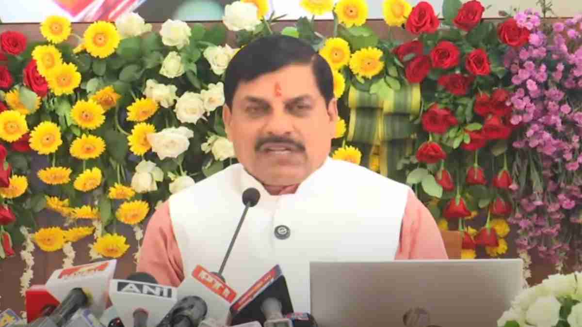 MP Board Result 2025: मेरिट लिस्ट में भी बेटियों का दबदबा, 10वीं में 76.22 प्रतिशत छात्र हुए उत्तीर्ण, 12वीं में 74.48 परीक्षार्थी हुए पास