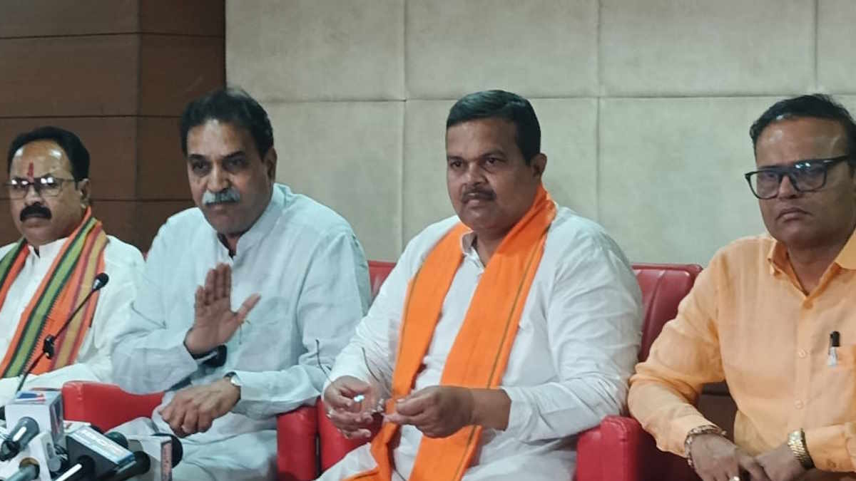 स्काई वॉक पर सियासी बयानबाजी के बीच विधायक राजेश मूणत की प्रेस वार्ता, कहा- कांग्रेस नेता कुछ भी बोल रहे, उन्हें पहले टेक्निकल रिपोर्ट पढ़नी चाहिए…