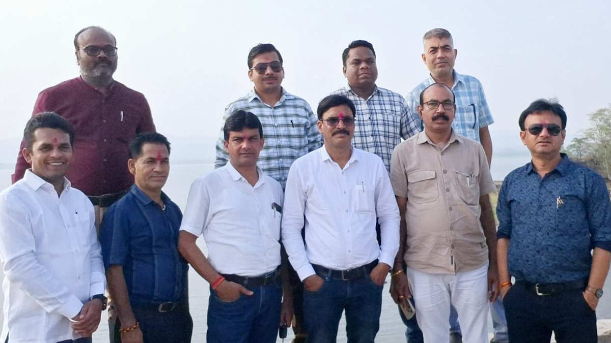 युक्तियुक्तकरण के खिलाफ शालेय शिक्षक संघ ने खोला मोर्चा, 28 मई को मंत्रालय के घेराव का किया ऐलान…