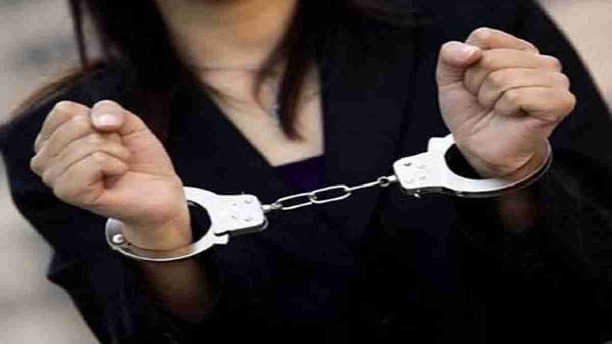 फेक डॉक्युमेंट्स बनाकर रह रही थी युगांडा की युवती, खुद को बताती थी स्टूडेंट्स, पुलिस ने हिरासत में लेकर Embassy को दी जानकारी