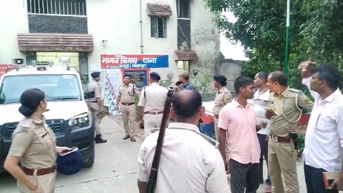 नालंदा पुलिस को मिली बड़ी सफलता, अवैध हथियार के कारोबार में शामिल पूरा परिवार गिरफ्तार, नेटवर्क खंगालने में जुटी पुलिस