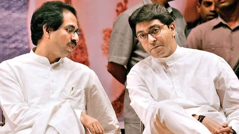 ‘महाराष्ट्र के जो मन में है, वो होगा’ : दशकों की लड़ाई ख़त्म कर साथ आए ठाकरे बंधू ! सामना में छपी तस्वीर से मची हलचल