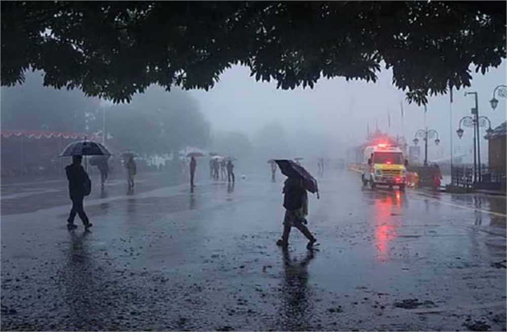 पंजाब में बारिश के बाद बढ़ा तापमान, चार जिलों में बारिश का येलो अलर्ट