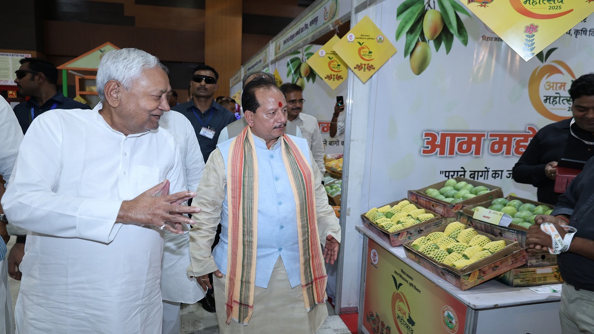 CM नीतीश ने दो दिवसीय आम महोत्सव का किया उद्घाटन, प्रतियोगिता के बाद किसानों को किया जाएगा पुरस्कृत
