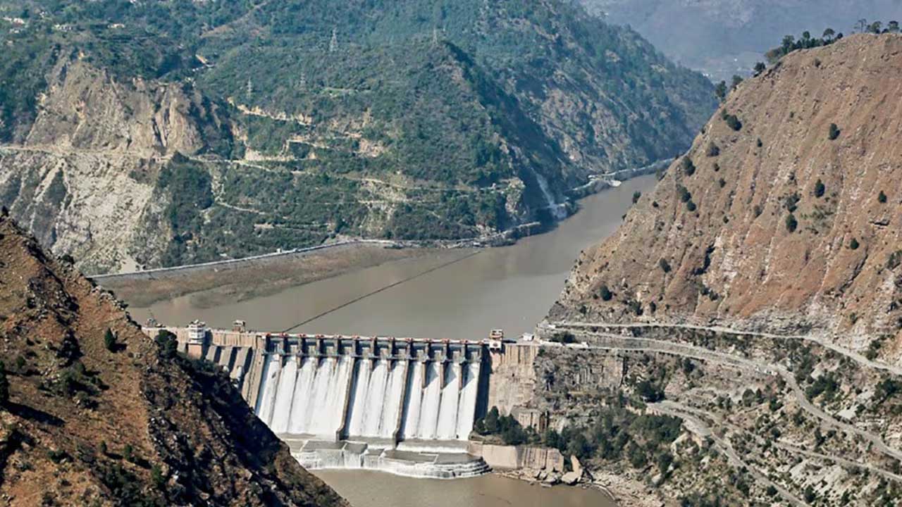 भारत ने पाकिस्तान को दिया झटका, PAK के आतंकवाद छोड़ने तक सिंधु जल संधि लागू नहीं, भारत ने कोर्ट ऑफ आर्बिट्रेशन को बताया अवैध