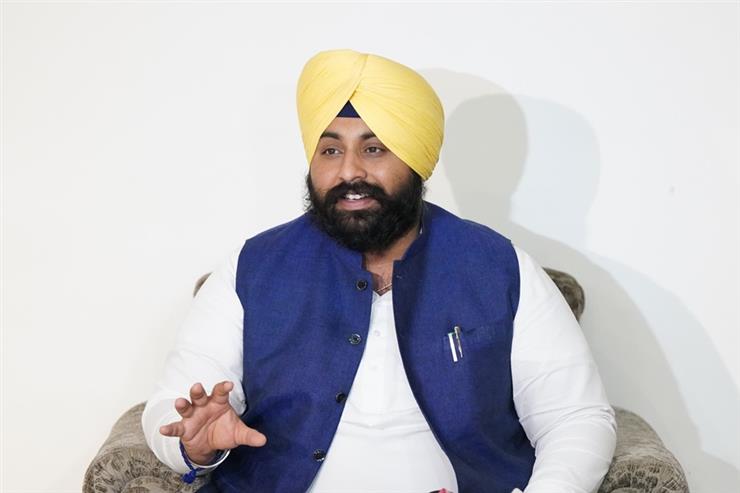पंजाब : सरकारी स्कूलों के 474 छात्रों ने NEET में मारी बाजी, शिक्षा मंत्री बैंस ने दी बधाई