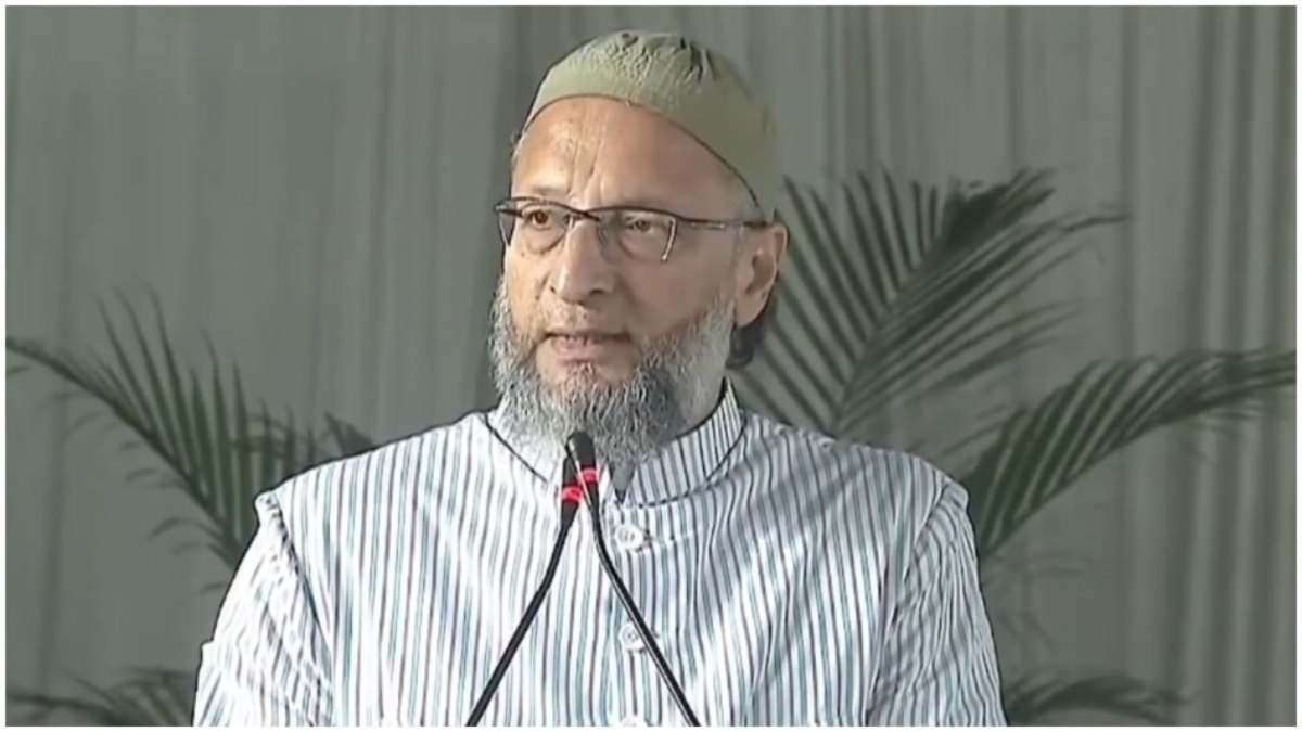 ‘आतंकी लखवी जेल में बंद रहते हुए बन गया बाप…’, असदुद्दीन ओवैसी ने अल्जीरिया में खोली पाकिस्तान की पोल