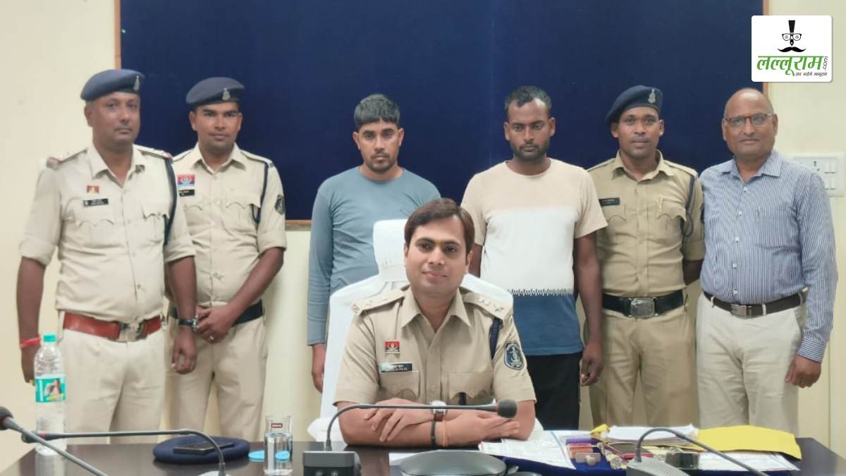 BSF में नौकरी के लिए फर्जी दस्तावेज़ बनाने वाले अंतरराज्यीय गिरोह का भंडाफोड़, पुलिस ने उत्तर प्रदेश के 2 युवकों को किया गिरफ्तार