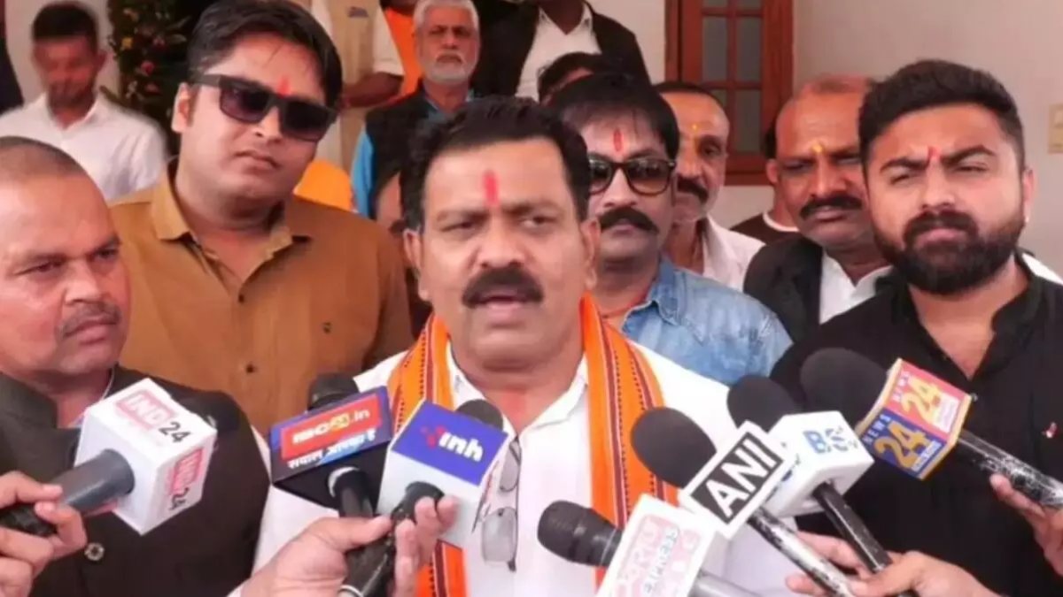 नक्सलियों ने किया भारत बंद का आह्वन, गृह मंत्री विजय शर्मा बोले- एक मोहल्ला भी नहीं होगा बंद