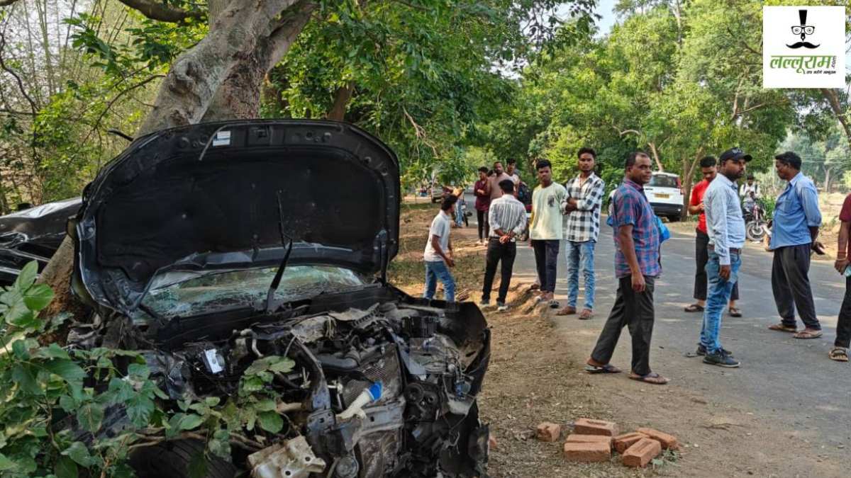 CG Accident News : नशे में धुत कार चालक ने दो बाइक को मारी जोरदार टक्कर, 3 युवकों की मौके पर ही मौत, युवती ने अस्पताल पहुंचने से पहले तोड़ा दम