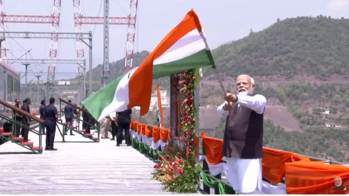 Chenab Bridge Inauguration: PM Modi ने किया चिनाब रेल ब्रिज का उद्घाटन, RJD सांसद मनोज कुमार झा बोले- यह बेहद गर्व का क्षण है
