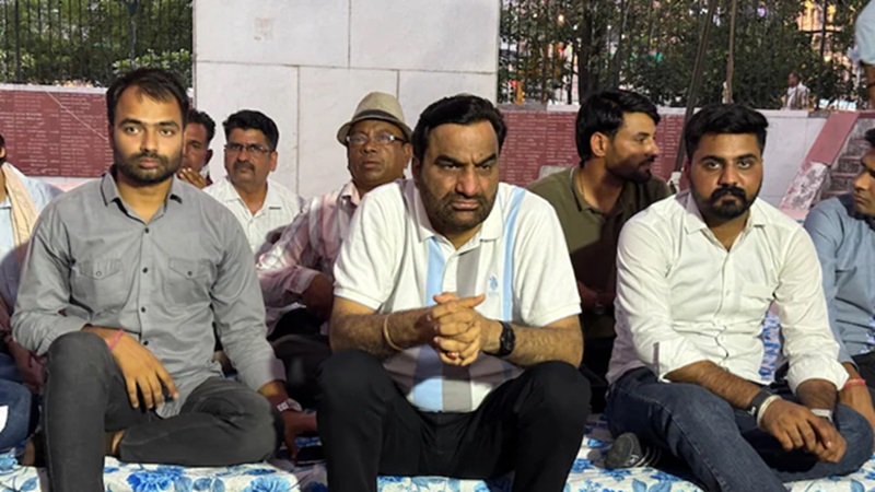 Rajasthan politics: राजस्थान की सियासत गरमाई; SI भर्ती घोटाले पर हनुमान बेनीवाल का बड़ा हमला, किरोड़ीलाल मीणा पर भी साधा निशाना