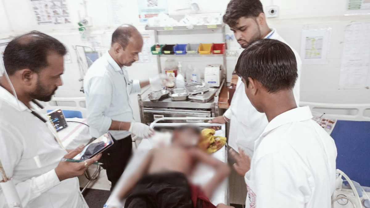 दर्दनाक हादसा: नगर पालिका सफाई में लगे ट्रैक्टर की टक्कर से 12 साल के बच्चे की मौत, नाना को खाना देने जा रहा था मासूम