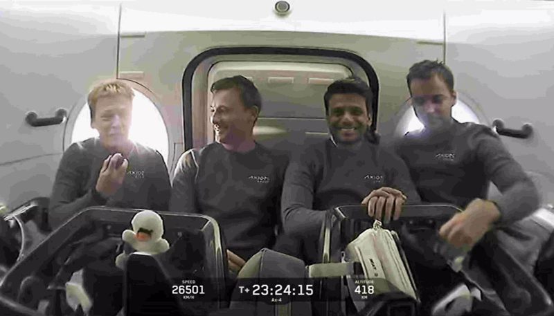 अंतरिक्ष के क्षेत्र में भारत ने रचा इतिहास : ड्रैगन अंतरिक्ष यान ISS से जुड़ा,14 दिन स्पेस में रहेंगे शुभांशु शुक्ला, इंटरनेशनल स्पेस सेंटर पहुंचने वाले बने पहले भारतीय