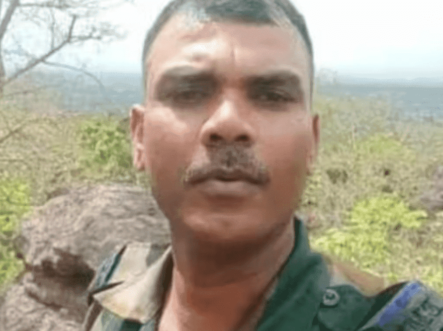 दानापुर में दी गई श्रद्धांजलि: शहीद सुनील कुमार सिंह का पार्थिव शरीर सैन्य सम्मान के साथ पहुंचा बिहार