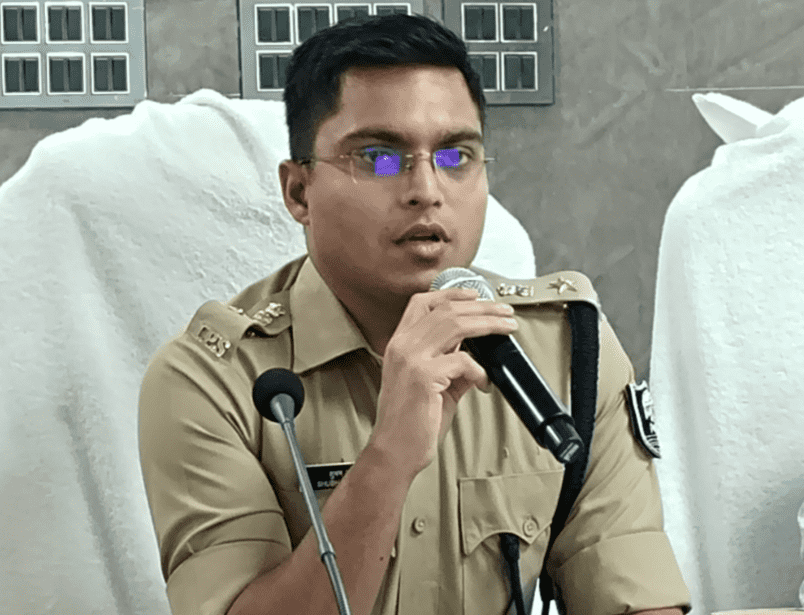 Bihar News: एसपी शुभम आर्य के निर्देश पर कई थानेदार इधर से उधर, कइयों को मिली नई जिम्मेदारी