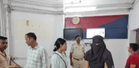 Bihar News: पति की हत्या के आरोप में सोनम रंघुवशी गिरफ्तार, हाई प्रोफाइल केस में बक्सर पुलिस की एंट्री