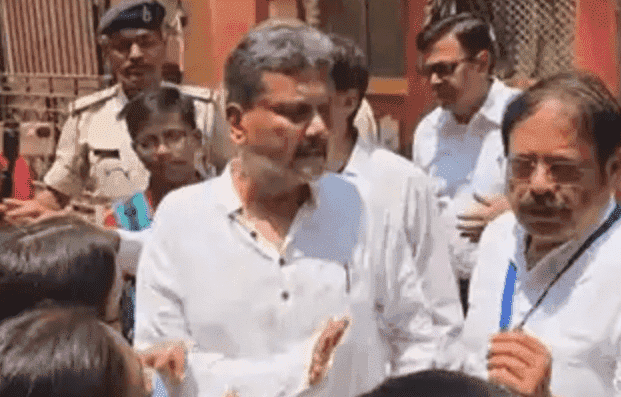 Bihar News: BPSC TRE-3 के अभ्यर्थियों ने शिक्षा मंत्री सुनील कुमार को घेरा, सप्लीमेंट्री रिजल्ट जारी करने की मांग की