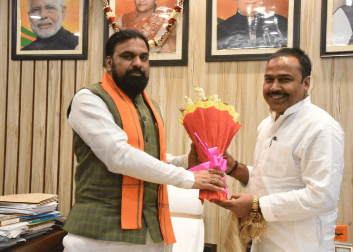Bihar News: डिप्टी सीएम सम्राट चौधरी से मिले विजय मिश्रा, सदर विधानसभा में बढ़ी हलचल!