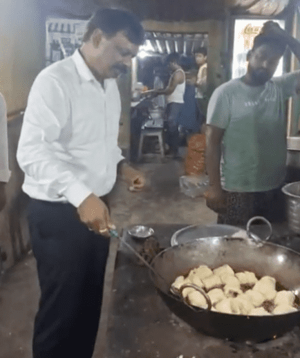 Bihar News: चाय दुकान पर लौंगलता मिठाई बनाते दिखे IAS डॉ. सिद्धार्थ, वीडियो हुआ वायरल