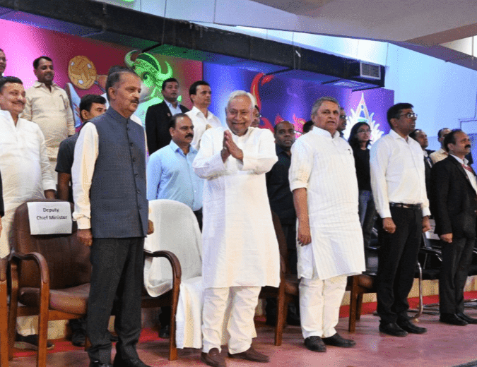 Bihar News: पटना हाइकोर्ट से CM नीतीश को मिली बड़ी राहत, राष्ट्रगान अपमान मामले में आदेश निरस्त