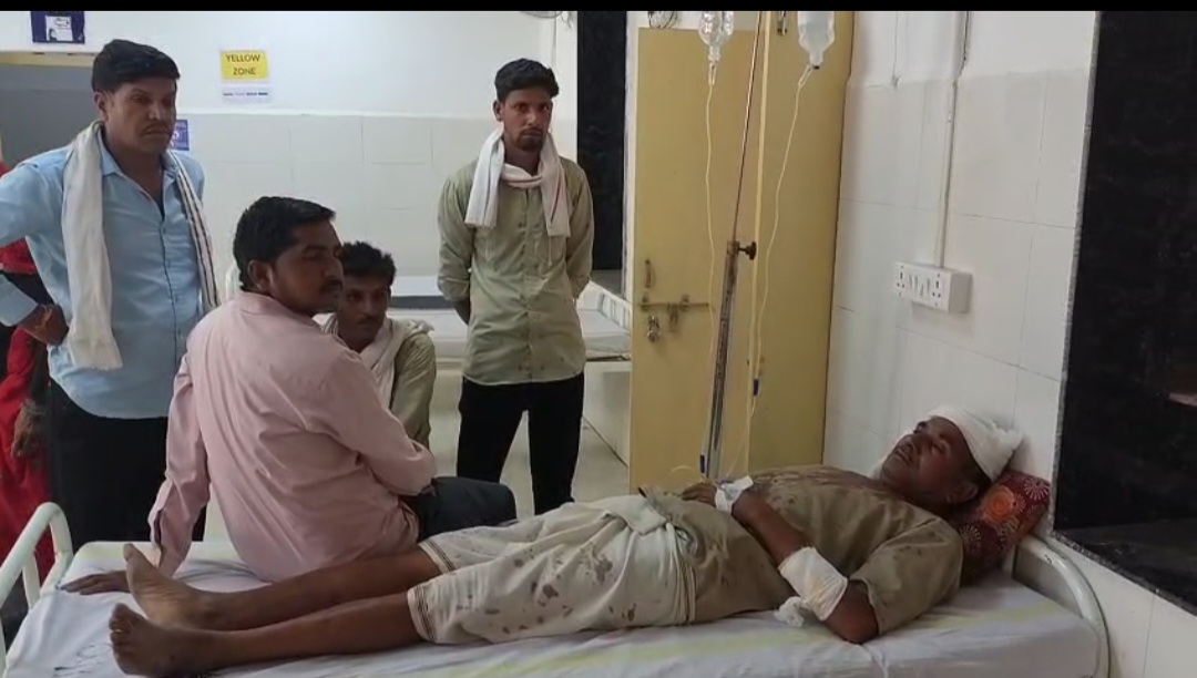Guna Crime: जमीनी विवाद में एक की मौत, कुल्हाड़ी और लाठियों से किया हमला, कई गंभीर घायल