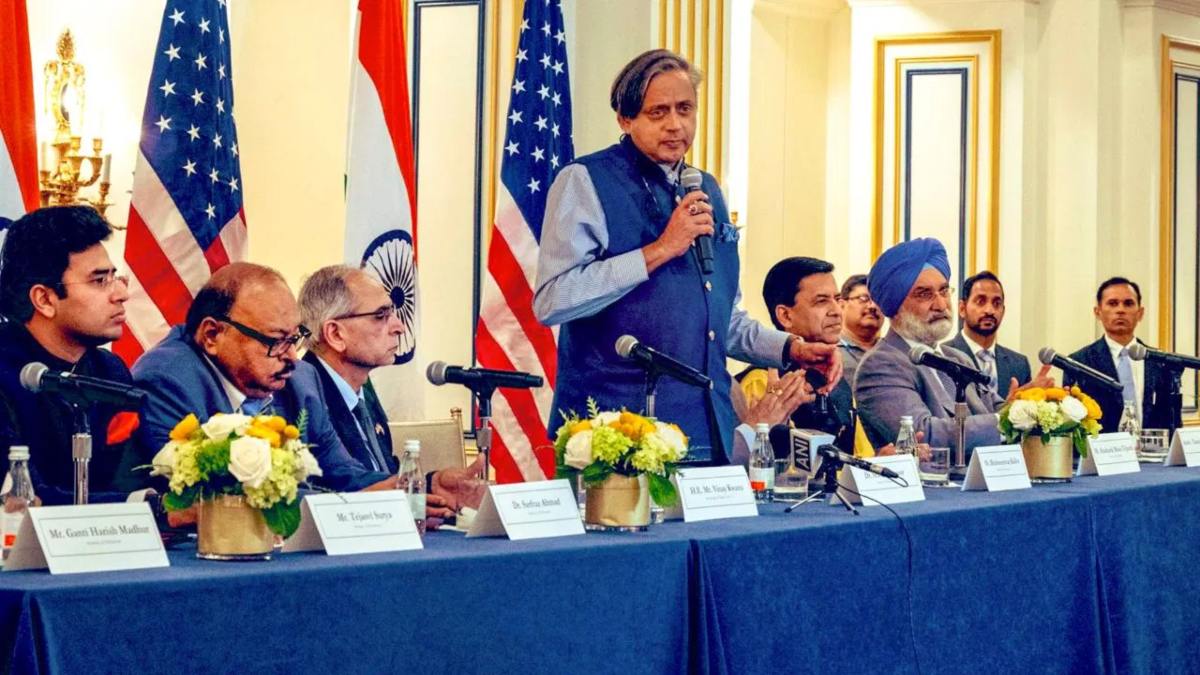 ‘सौ बार जन्म लेंगे तो सौ बार करेंगे, कान खोलकर…,’ शशि थरूर ने पाकिस्तान को अमेरिका से फिर दिया मैसेज