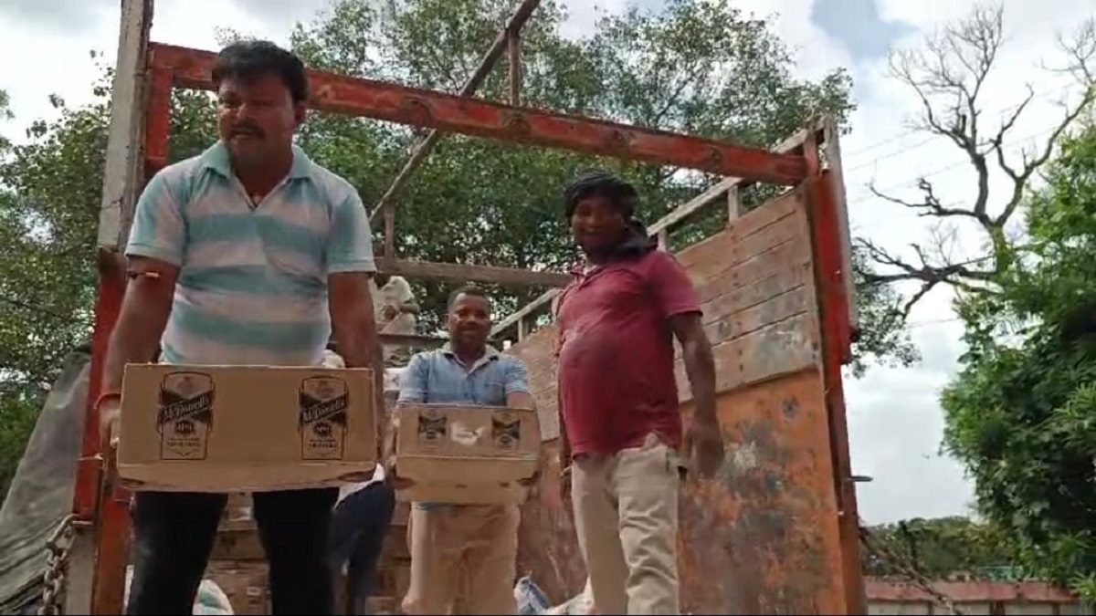 Banka Police News :शराबबंदी को चुनौती देने की कोशिश नाकाम, बिहार में पकड़ी गई 80 लाख की अवैध शराब