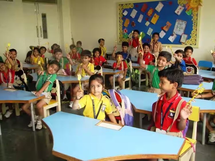 लर्निंग बेहतर करने अब इस राज्य में तीसरी क्लास तक के बच्चे मातृभाषा में ‘पलाश’ से करेंगे पढ़ाई, चुटकी में सॉल्व करेंगे मैथ्स के सवाल