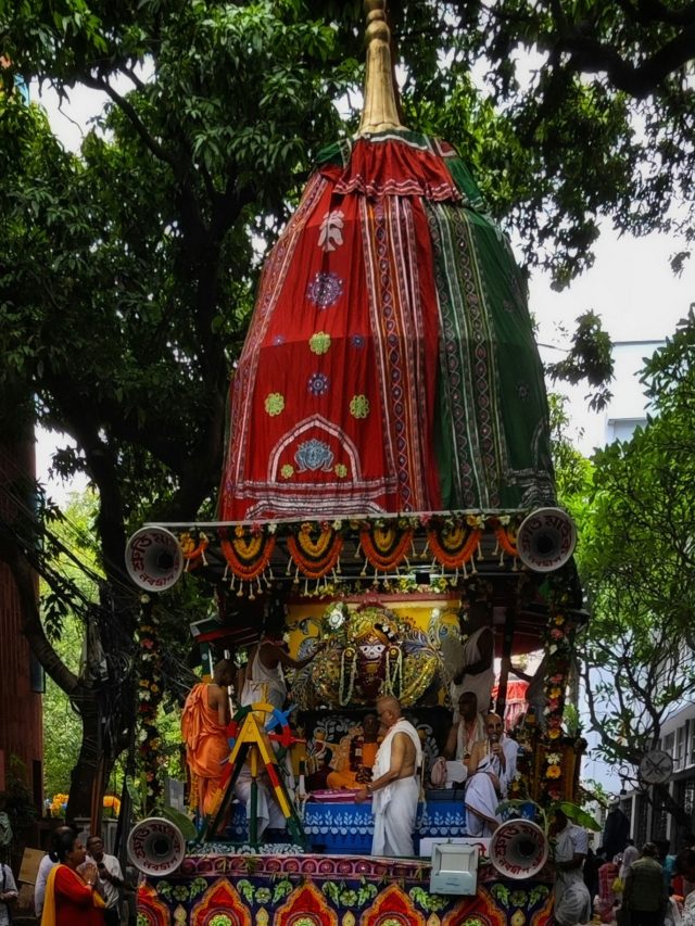 Jagannath Rath Yatra: भगवान जगन्नाथ के रथ में लगे नए सुखोई लड़ाकू जेट टायर