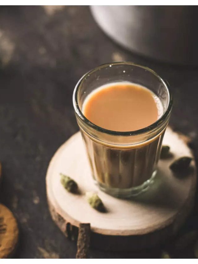 Health Tips: क्या आपको भी खाली पेट दूध या चाय पीने से बनने लगती है गैस? जानिये वजह