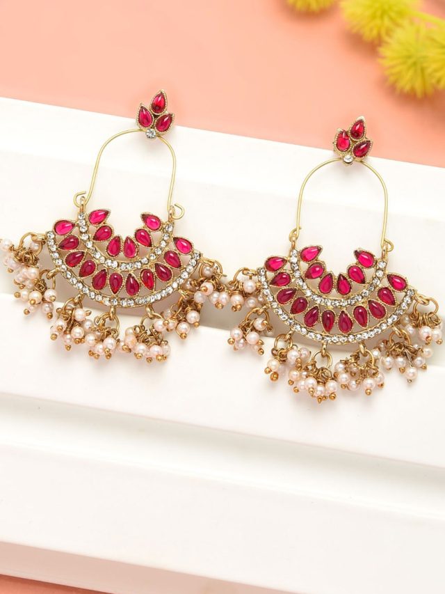 Chandbali Jhumka Designs: ईद पर लुक को अट्रैक्टिव बनाने के लिए पहनें ये झुमके…