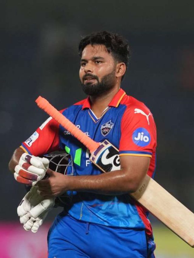 ऋषभ पंत ने 2 शतक जमाए, फिर भी ICC ने क्यों लगा दी फटकार?