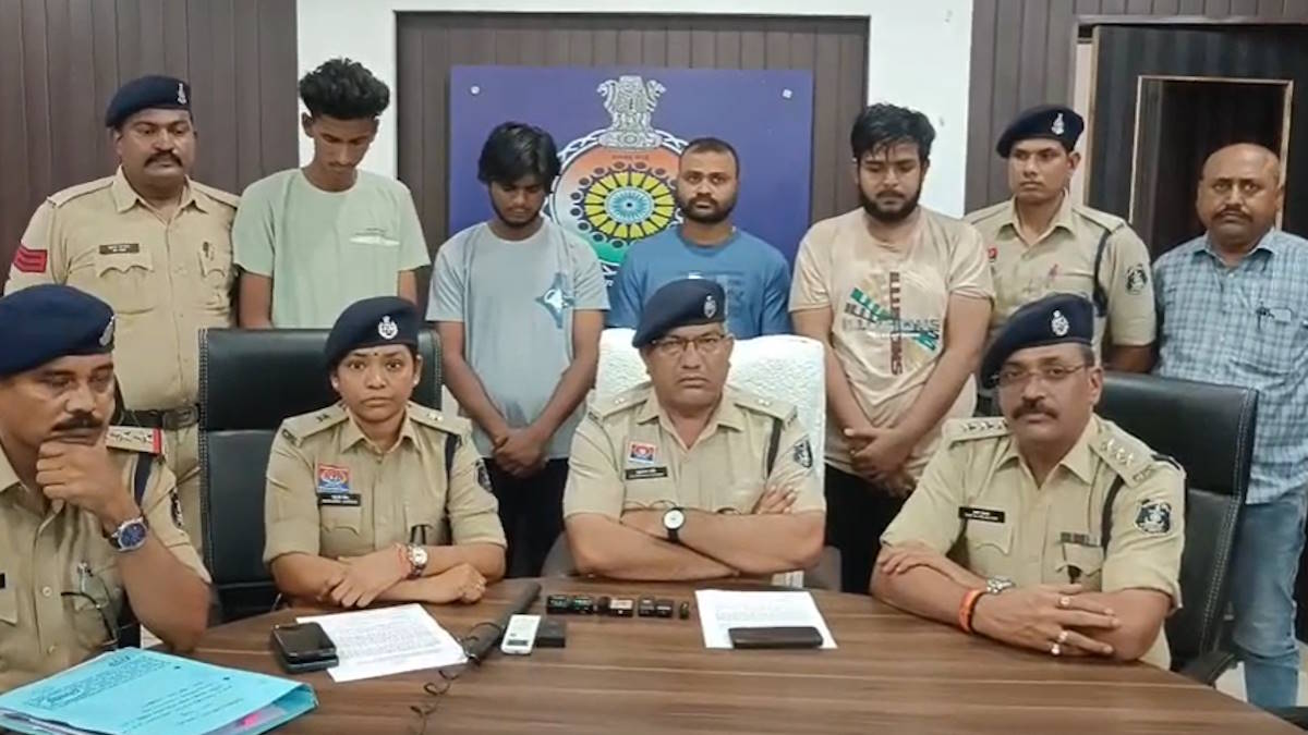 स्टील सिटी में खेला गया डिजिटल अरेस्ट खेल, उत्तर प्रदेश से गिरफ्तार किए गए चार आरोपी, मुख्य आरोपी फरार…