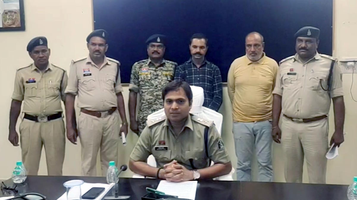 निवेशकों से करोड़ों की ठगी, आठ साल से फरार कंपनी के डायरेक्टरों को मध्यप्रदेश से किया गिरफ्तार…