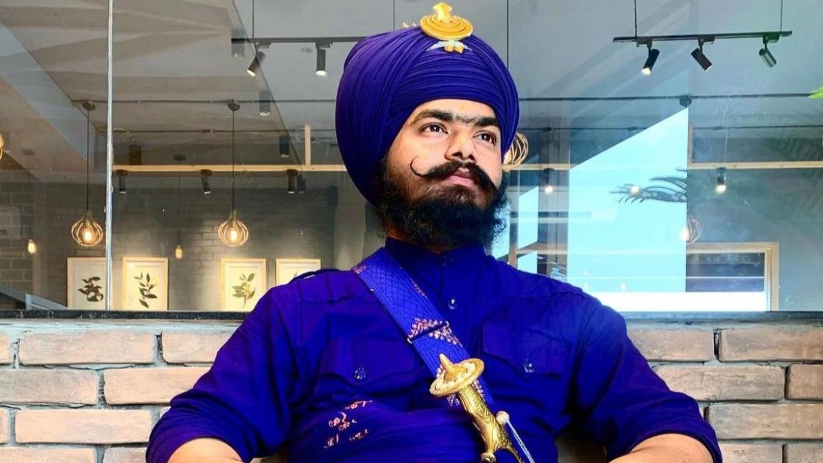 अमृतपाल के खिलाफ दर्ज हुई FIR, इस इन्फ्लुएंसर को दी थी जान से मारने की धमकी