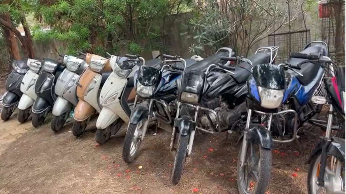 वाहन चोर गिरोह का पर्दाफाशः 7 आरोपियों से चोरी के 16 वाहन जब्त, बढ़ सकती है वाहनों की संख्या
