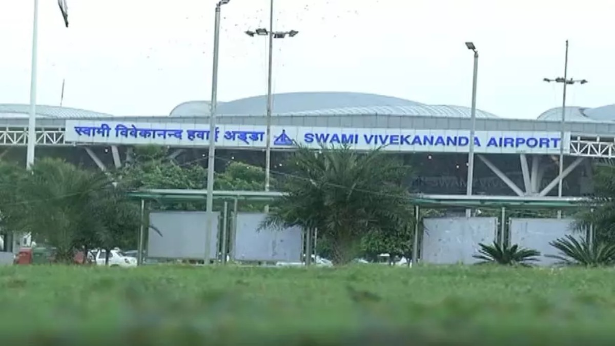 Air India Plane Crash : विमान हादसे के बाद रायपुर से अहमदाबाद की फ्लाइट रद्द, एयरपोर्ट अथॉरिटी ने जारी किया आदेश