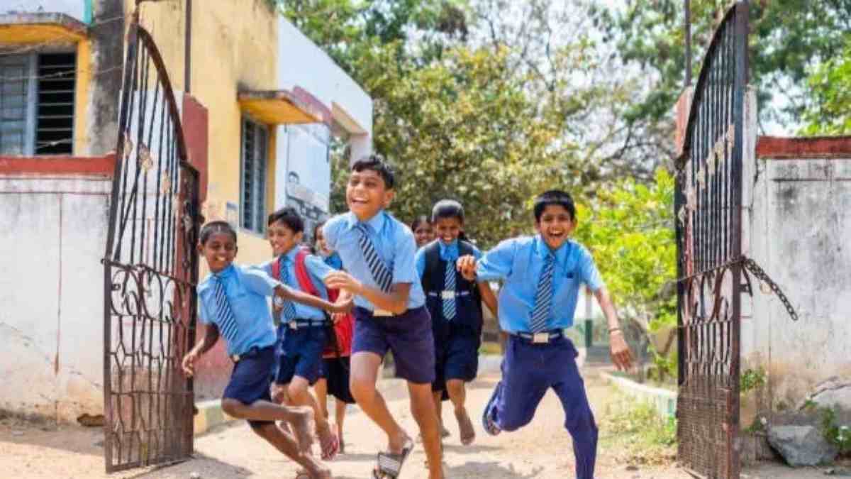 बस्तर संभाग में 1611 शालाओं का युक्तियुक्तकरण, अब बच्चों को मिलेंगी बेहतर सुविधाएं