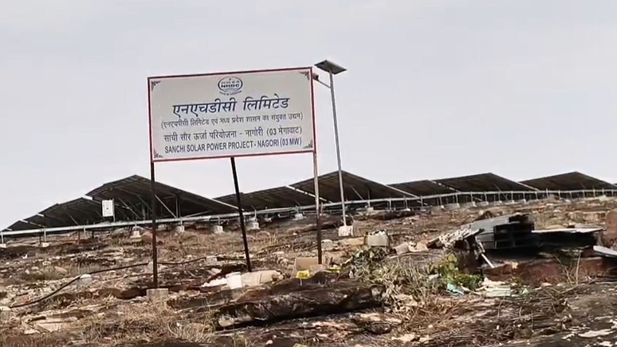 प्रदेश की पहली सोलर सिटी सांची फिर अंधेरे में: करोड़ों की परियोजनाएं बनी शो-पीस, 2000 घरों में से केवल 20 में ही सोलर पैनल