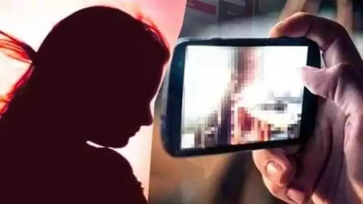 ‘किसी को बताया तो वीडियो वायरल कर देंगे…’, रायपुर में दरिंदों ने युवती से किया सामूहिक दुष्कर्म, फिर 1 साल तक करते रहे ब्लैकमेल, पुलिस ने दर्ज की एफआईआर