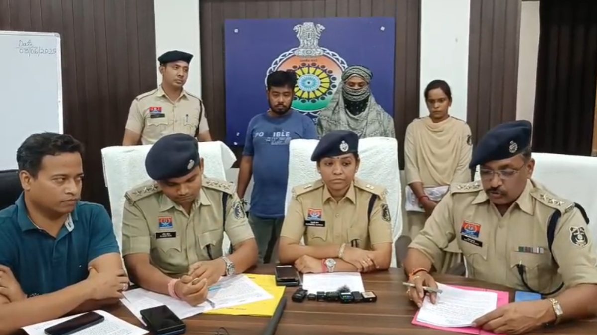 छत्तीसगढ़ में घुसपैठियों पर कार्रवाई जारी : दुर्ग में फिर पकड़ाए दो अवैध बांग्लादेशी घुसपैठिए, अब तक 7 लोग हो चुके हैं गिरफ्तार