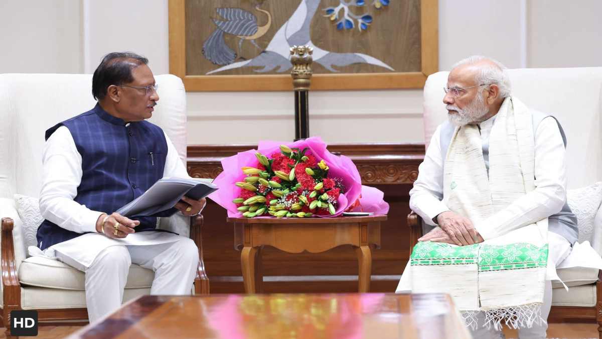 प्रधानमंत्री मोदी और गृहमंत्री शाह से मिले CM साय, छत्तीसगढ़ की बताई उपलब्धियां, कहा – बस्तर अब डर से नहीं, डिजिटल बदलाव से पहचाना जा रहा