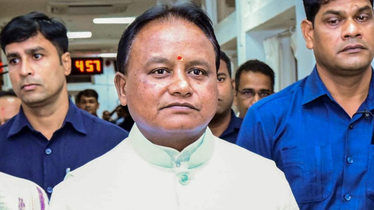 ओडिशा में बांग्लादेशी घुसपैठियों के खिलाफ होगी सख्त कार्रवाई, CM मांझी ने दिए निर्देश…