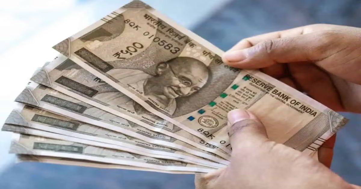 UP में लेखपाल और राजस्व निरीक्षकों की बल्ले-बल्ले, पुलिसकर्मियों ने इस चीज पर जताया असंतोष