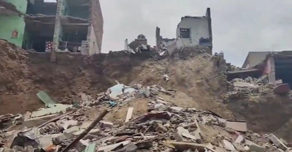 Mathura House Collapse : अचानक ढह गए 6 मकान, तीन की मौत, कई लोगों के मलबे में दबे होने की आशंका, रेस्क्यू जारी