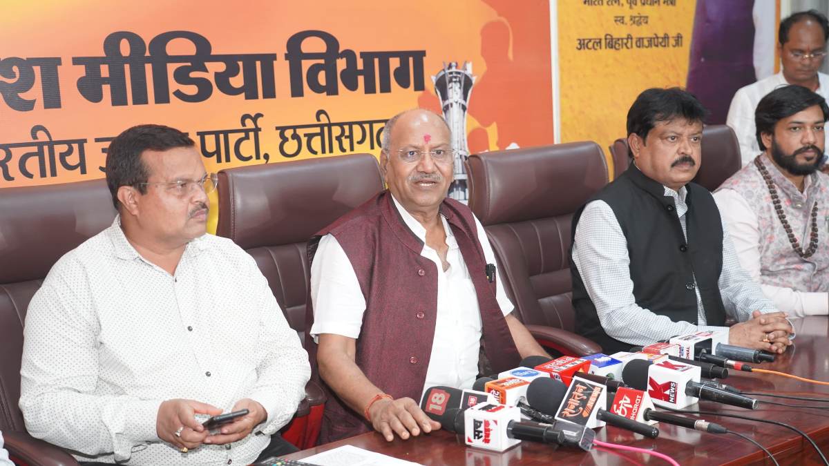 संकल्प से सिध्दि अभियान: भाजपा की बैठक में सांसद बृजमोहन अग्रवाल बोले- भारत करेगा विश्व की अगुवाई, सबसे विकसित देश होगा…