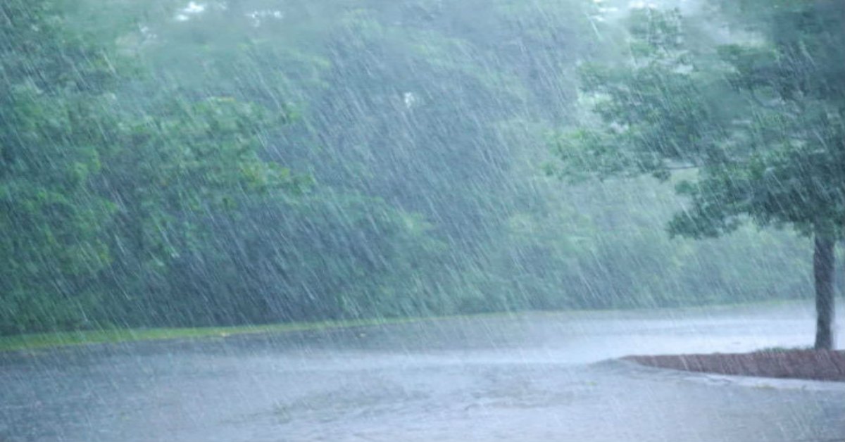 UP WEATHER UPDATE : प्रदेश के कई हिस्सों में जमकर बरसेंगे बादल, मौसम विभाग ने जारी किया अलर्ट