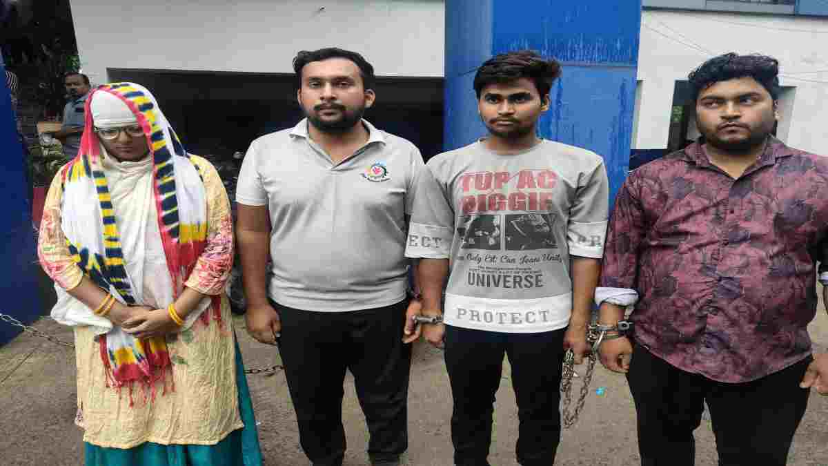 सूटकेस हत्याकांड का खुलासा : किराए के मकान में की थी किशोर की हत्या, 48 घंटे तक फ्लैट में ही पड़ा था शव, आरोपी दंपती समेत चार लोग गिरफ्तार, जानिए कैसे आरोपियों तक पहुंची पुलिस, क्या थी वारदात की वजह…